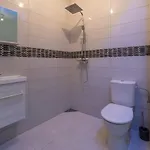 Guest house Executive Double With En-suite Centre In R1 3*