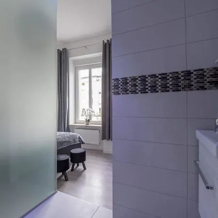 Executive Double With En-suite Centre In R1 3* Luxemburgo