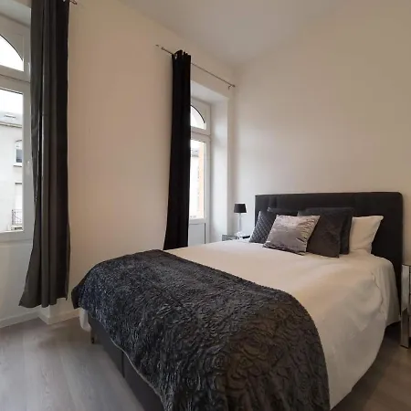 Executive Double With En-suite Centre In R1 Gasthof 3*